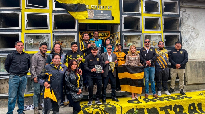 Hinchas de The Strongest recuerdan a los caídos en Viloco hace 55 años