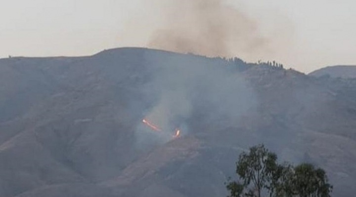 Se presume que incendio que arrasó 30 hectáreas en el parque Tunari fue provocado por conflicto de limites