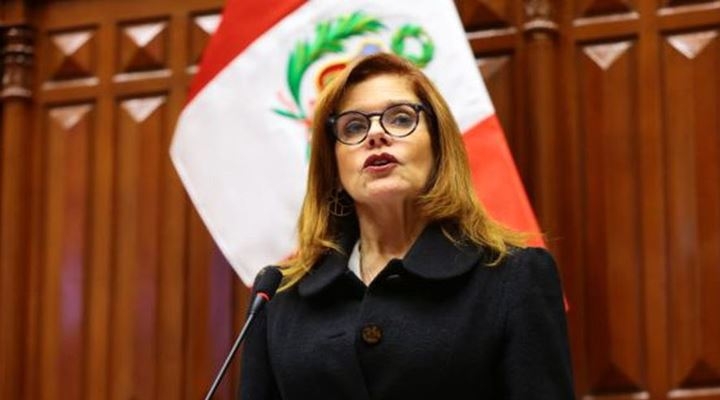 Crisis política en Perú: Congreso disuelto suspende a Vizcarra y nombra a presidenta en funciones
