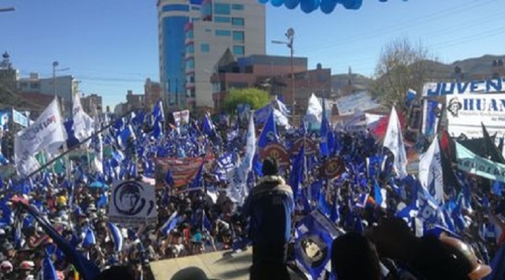 Evo Morales en cierre de campaña en Oruro “advierte” regreso del FMI si se vota por la derecha