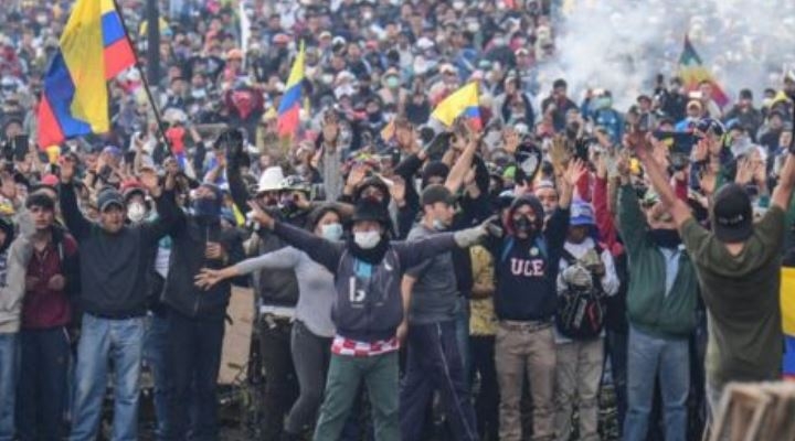 Crisis en Ecuador: la oferta de Lenín Moreno a los líderes indígenas en medio de duros enfrentamientos en Quito
