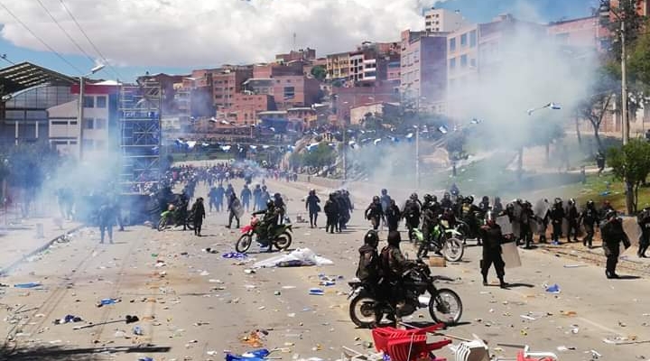 Violentas protestas en Potosí durante cierre de campaña del MAS; Morales dijo que son “una provocación”