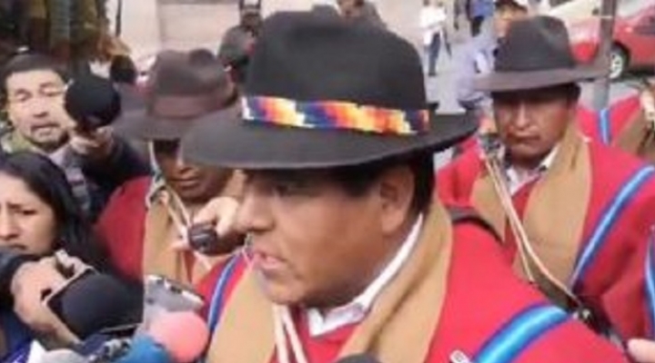 "Ponchos rojos" amenazan con toma de alcaldías de La Paz y El Alto y castigo a autoridades locales y cívicas