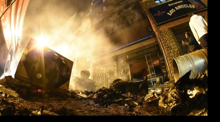 En Cochabamba, incendian sede de las seis federaciones de cocaleros y oficinas del MAS
