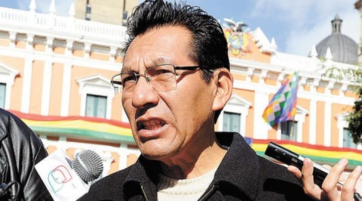 Renuncia el senador Joaquino, otras seis autoridades masistas dejaron sus cargos en las últimas horas
