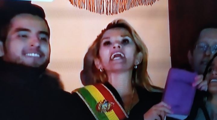La presidenta de Bolivia es abogada y del Beni