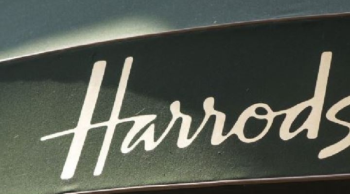 La mujer que gastó $us 21 millones en la lujosa tienda Harrods de Londres (y por qué la obligaron a revelar su identidad)
