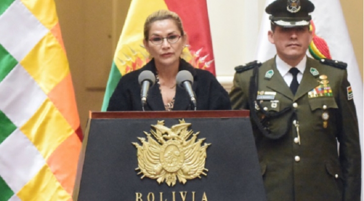 Presidenta Añez presenta estrategia de prevención de la violencia contra niños, adolescentes y mujeres