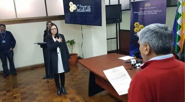 Ministro de Obras Públicas posesiona a Ruth Ramírez como presidenta de la ABC