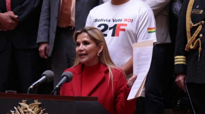Presidenta Añez anuncia Decreto para declarar el 21 de febrero como “Día del Ciudadano”