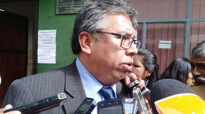 Luis Larrea plantea cuarentena en La Paz para evitar contagio del Covid-19. Gobernador de Santa Cruz conforme con  decisiones del gobierno central