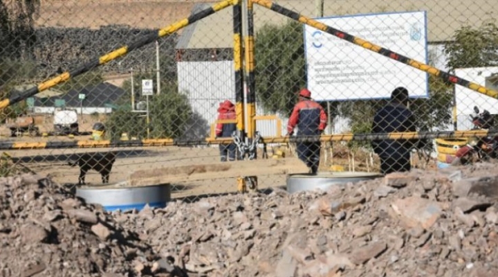 Cochabamba: trabajadores de empresa administradora bloquean botadero y EMSA suspende servicio