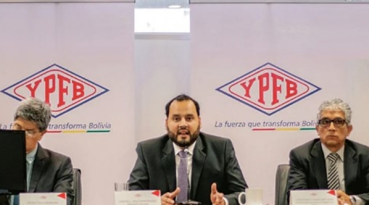 YPFB: Según Soliz, las gerentas que elaboraron contratos irregulares tenían el respaldo de la presidenta Añez