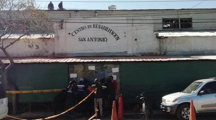 Internos del penal de San Antonio de Cochabamba se amotinan y exigen medidas contra el COVID-19