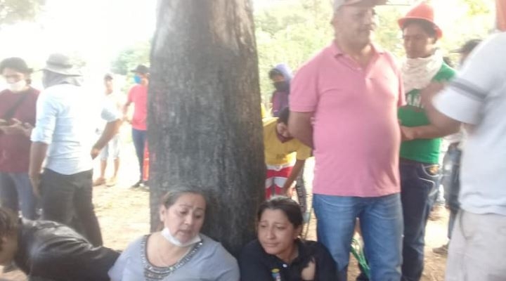 Bloqueadores secuestran y hieren a ocho personas en Jorochito, cerca de Samaipata