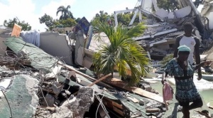 Cifra de muertes en Haití por terremoto sube a 1.297 y hay miles de heridos