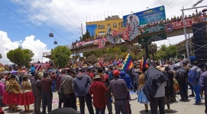 Cabildo de organizaciones de El Alto respalda a Arce y pide formar parte de la toma de decisiones de su gobierno