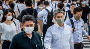 Variante delta del coronavirus | "Mutar hasta extinguirse": el extraño curso de la mutación que desconcierta a científicos en Japón