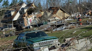 Tornados arrasan con varias ciudades de EEUU, se reportan 79 muertos y las cifras van en aumento