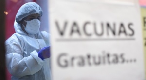 45 brigadas médicas trabajarán 12 horas este domingo en la vacunación casa por casa en La Paz 1