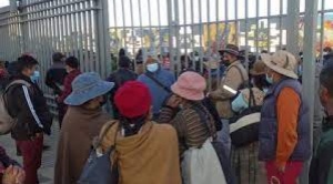 Por cerco, Alcaldía de El Alto presenta demanda penal en contra de 7 dirigentes