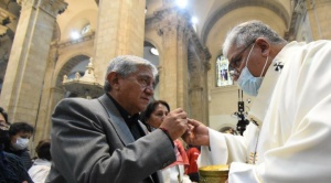 Iglesia pide no seguir “malos ejemplos” de políticos, dejar el odio y perdón entre bolivianos