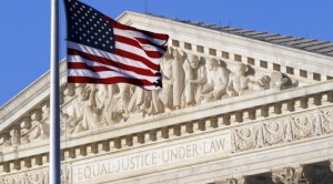La Corte Suprema de Estados Unidos revoca el derecho constitucional al aborto 