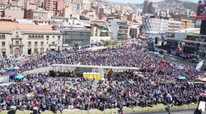 Concentración en La Paz: El gobierno dio una contundente demostración de fuerza