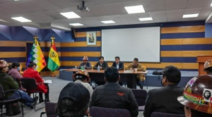 Mineros logran compromiso del Gobierno de derogar DS 4738 y anuncian levantar medidas de presión