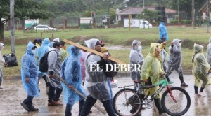 Enfrentamientos llegan a la ciudad de Santa Cruz; incidentes en las avenidas Santos Dumont y San Aurelio