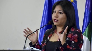 Nadia Cruz es ahora funcionaria del Ministerio de Justicia