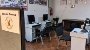 La APLP inaugura una sala de prensa-cowork para periodistas