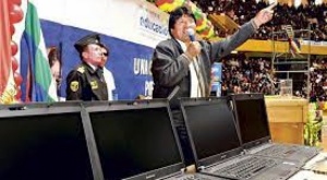 Evo pide indagar cierre de cuentas falsas de “guerreros digitales”, quienes fueron formados en su gobierno