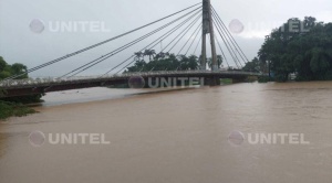 Casi 300 familias evacuadas ante aumento del caudal del río Acre en Cobija y el Gobierno envía ayuda 1