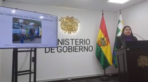 Aprehenden a dos funcionarios de Migración Pando por el caso de tráfico de personas 