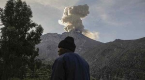 Olor a azufre: dos volcanes en Latinoamérica están activos y generan preocupación e interés