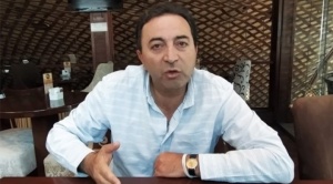 Socios del Club Árabe presentan querella contra concejal Pierre Chain por “venta ilegal” de terreno en Calacoto