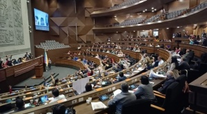 Las 3 fuerzas políticas de la Asamblea son citadas para debatir una ley para las elecciones judiciales