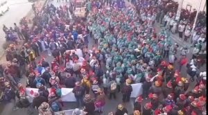 Miles de mineros cooperativistas toman y marchan en calles de El Alto y La Paz