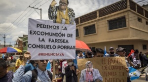 Cientos de personas en Guatemala exigen la renuncia de la fiscal general por interferencia en el proceso electoral