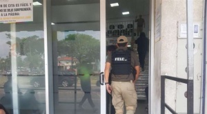 Policía allana oficinas del Sereci en Santa Cruz y secuestra documentación 