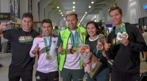 Medallistas de juegos Panamericanos Chile 2023 llegan al país arropados del calor boliviano