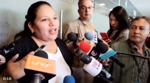 Diputada del MAS fustiga a Rivas por "hacerse la víctima"