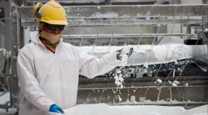 Gobierno: Asia expresa interés para comprar carbonato de litio, made in Bolivia