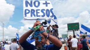 La oposición de Nicaragua afirma que “orar por un obispo es considerado un delito”