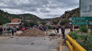 Evistas inician bloqueos en Cochabamba, en vías a Santa Cruz y Oruro