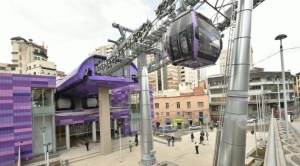 Anuncian que Teleférico de Línea Morada se extenderá hasta el Aeropuerto Internacional de El Alto