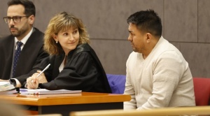 Un boliviano acusado en España de asesinar a su pareja confiesa en el juicio que la mató