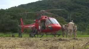 Fiscalía anuncia que se buscará a Odalis “hasta que aparezca” y el helicóptero sobrevoló este jueves entre Coroico y Caranavi