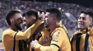 El Tigre saca buena ventaja en Oruro y se acerca a las semifinales 